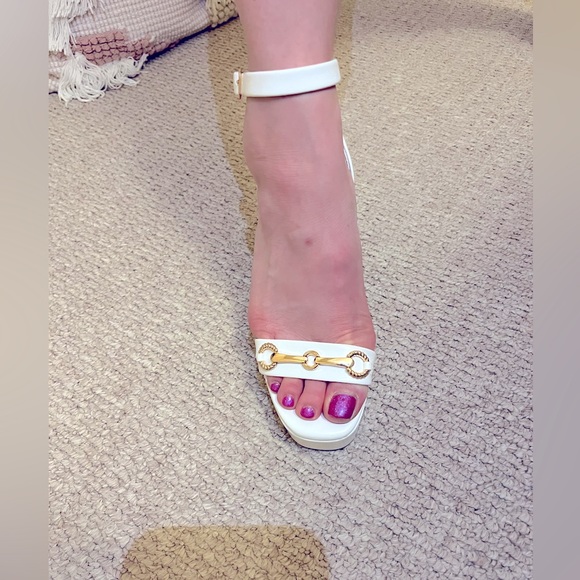 JustFab white platform heels - Picture 2 of 6